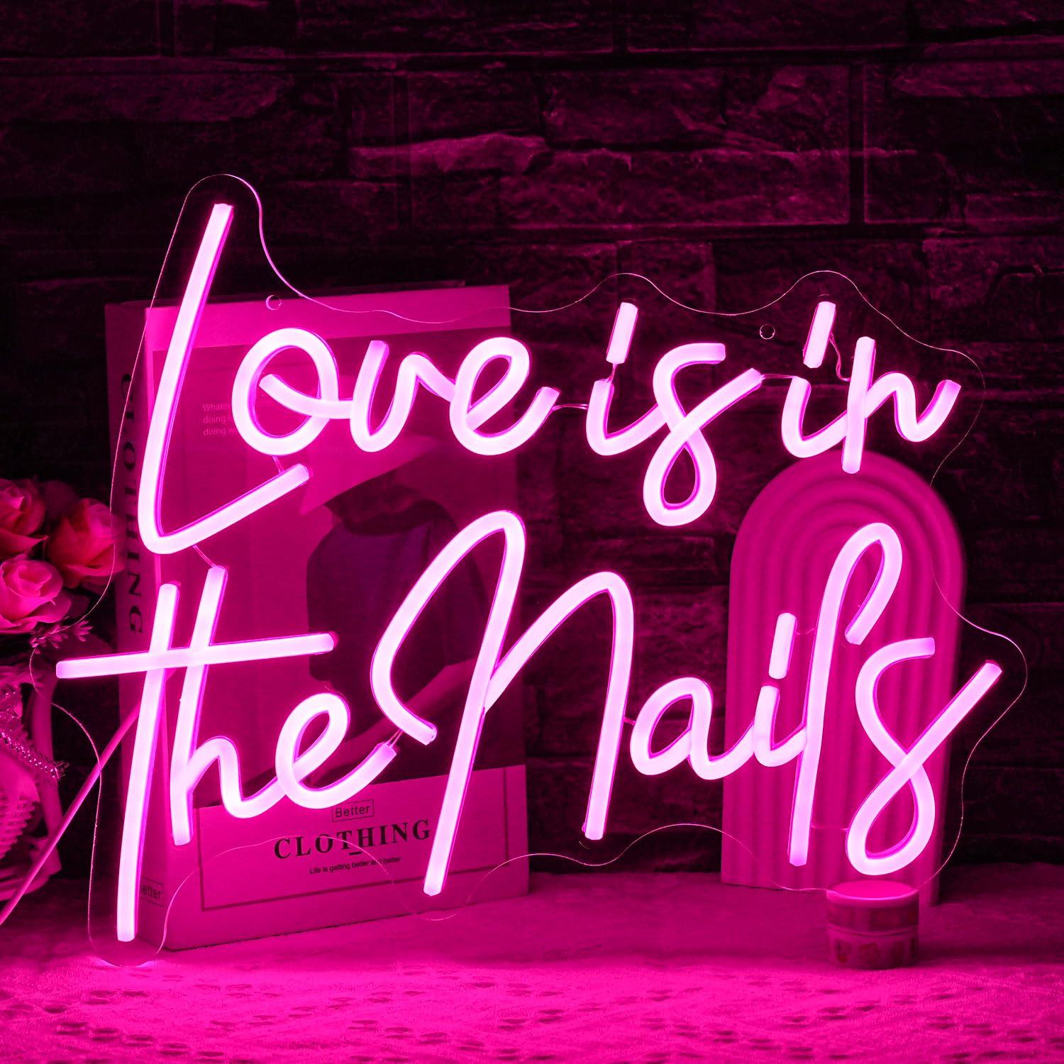 „Liebe ist in den Nägeln“ – Ne – Beauty No Makeup Bewertung und Preis